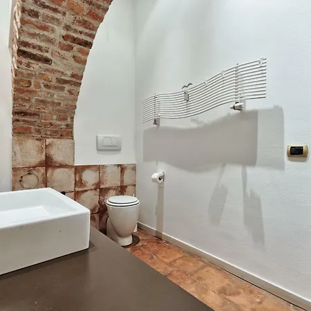 Moleloca - La Casa Del Toro * Turin