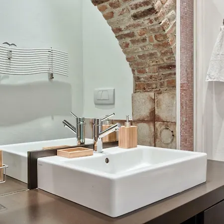 Moleloca - La Casa Del Toro Turin