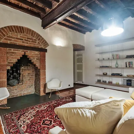 Moleloca - La Casa Del Toro Turin